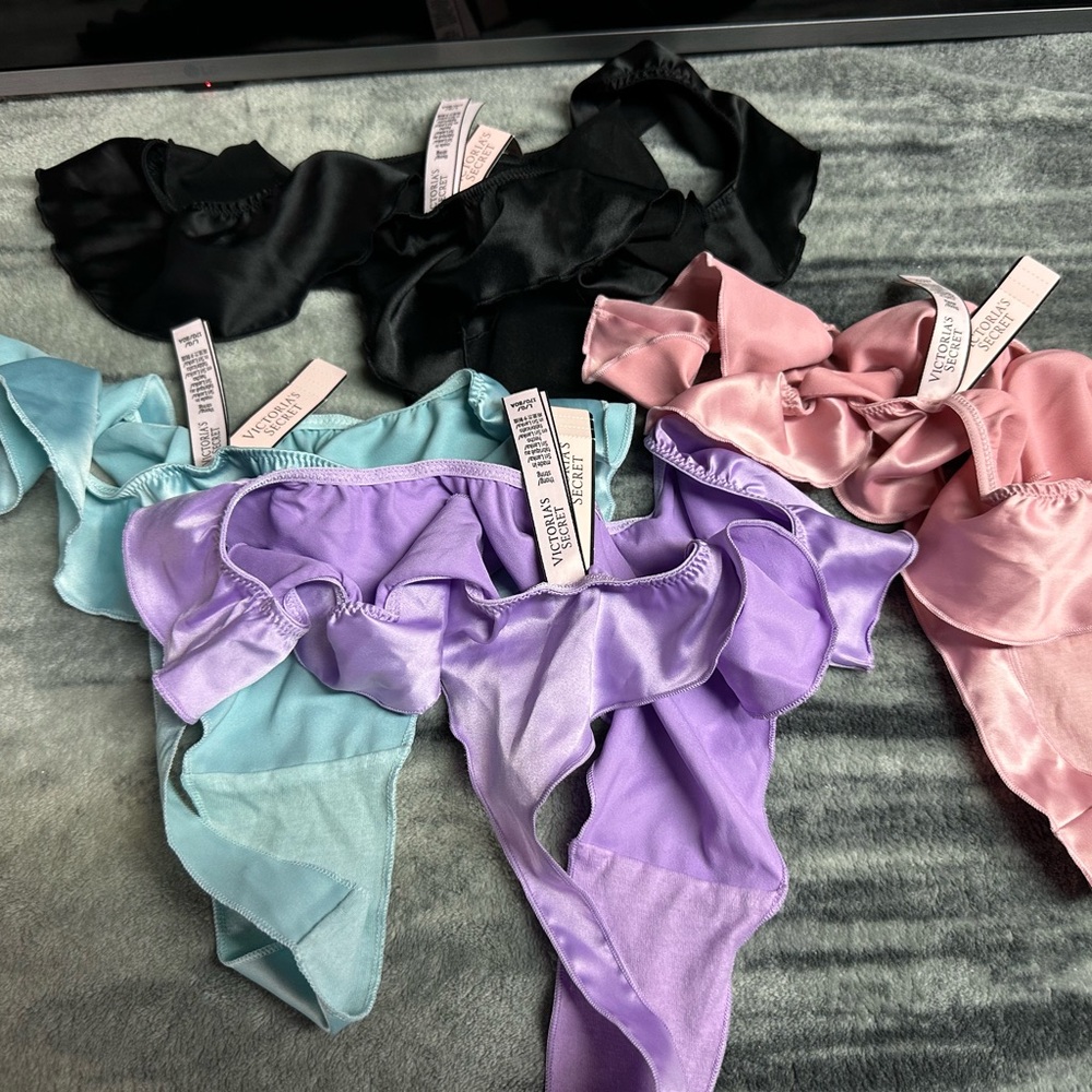 NWT 4 Victoria’s Secret ruffle satin thong panties size Large